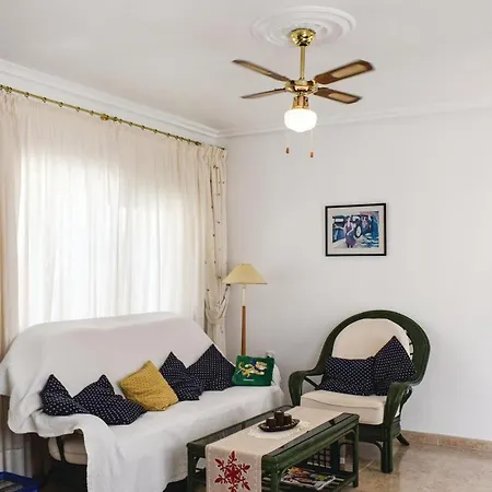 Holiday home Lovely In With Outdoor Swimming Pool Rojales